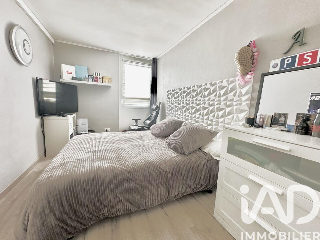 Appartement 5 Pièce(s) Villeneuve-le-Roi - Photo 8