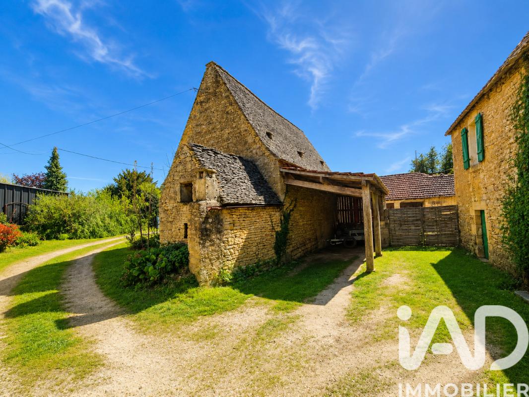 Maison 4 Pièce(s) Marcillac-Saint-Quentin