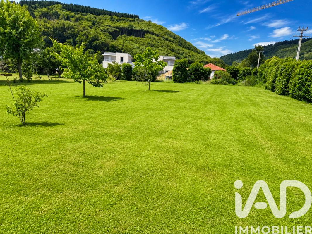 Terrain  Colombe