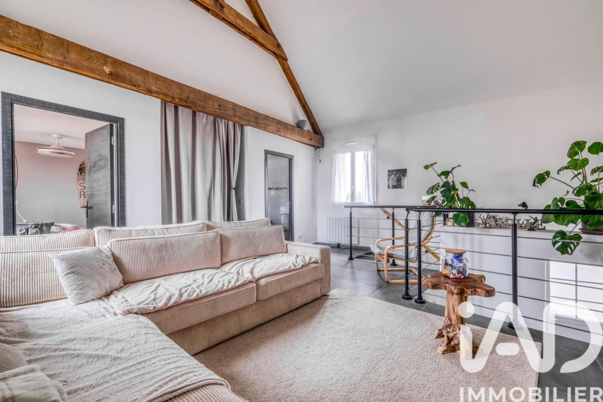 Maison 4 Pièce(s) Monthyon