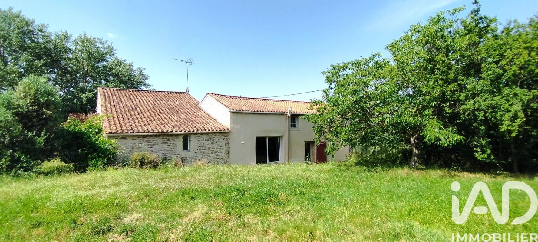 Maison 9 Pièce(s) L'Hermenault - Photo 3