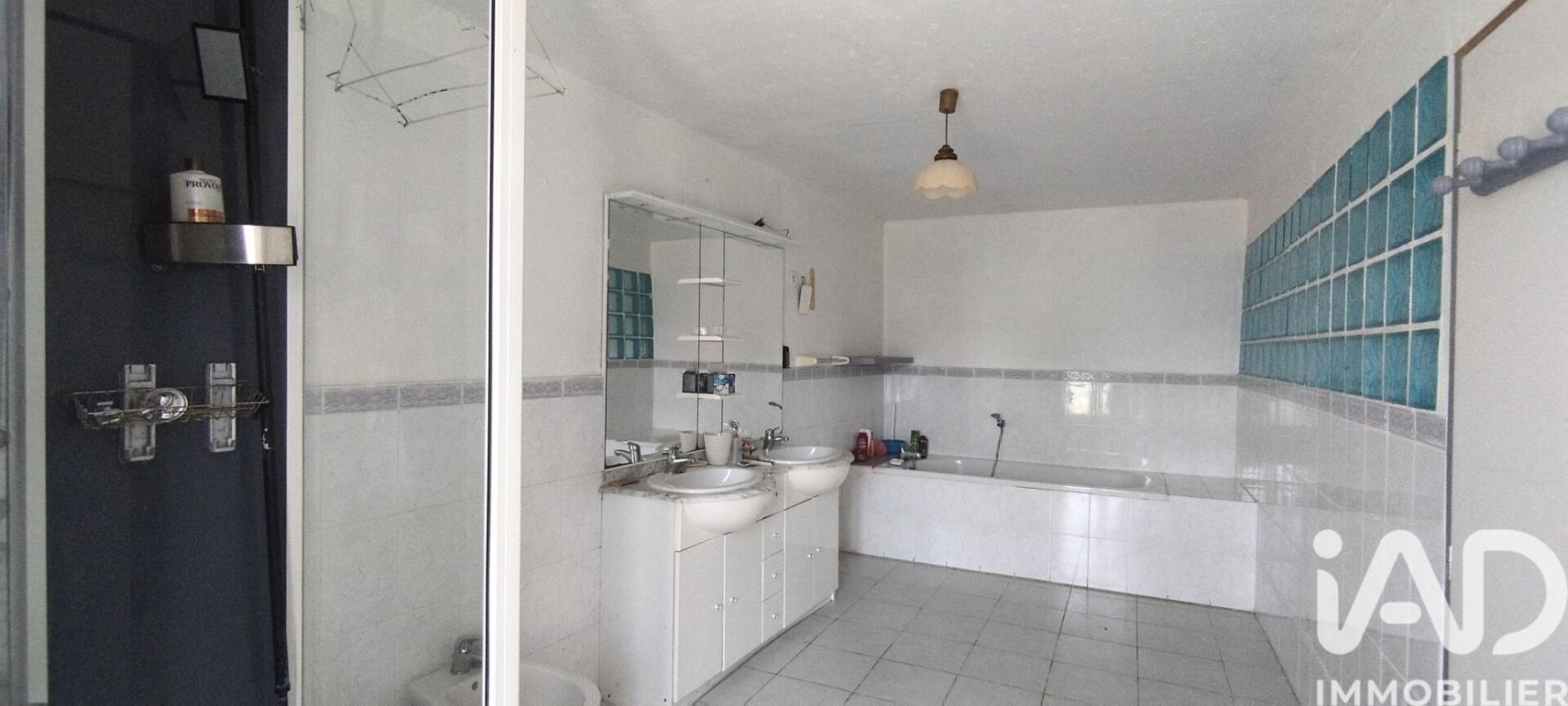 Maison 9 Pièce(s) L'Hermenault - Photo 9