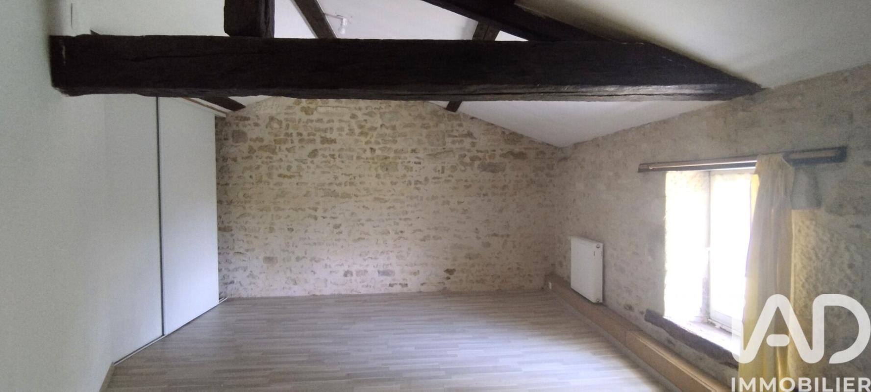 Maison 9 Pièce(s) L'Hermenault - Photo 12
