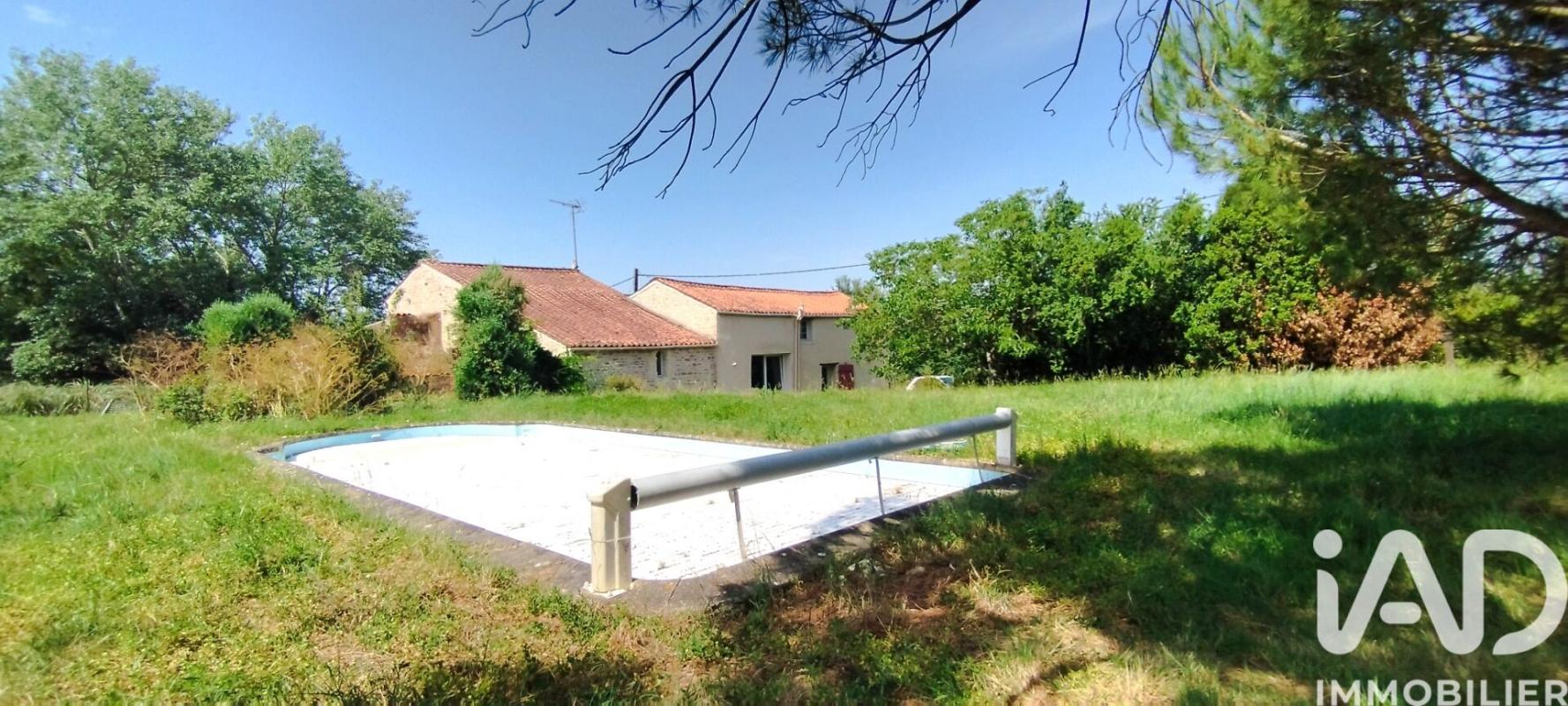 Maison 9 Pièce(s) L'Hermenault - Photo 16