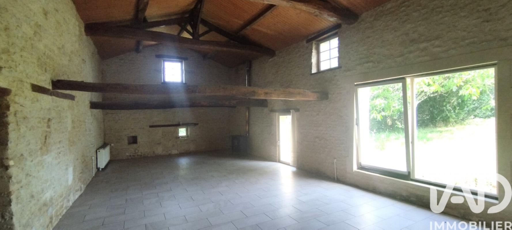 Maison 9 Pièce(s) L'Hermenault - Photo 5