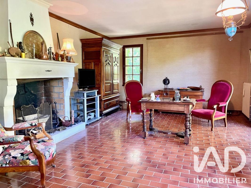 Maison 5 Pièce(s) Jonzac - Photo 2