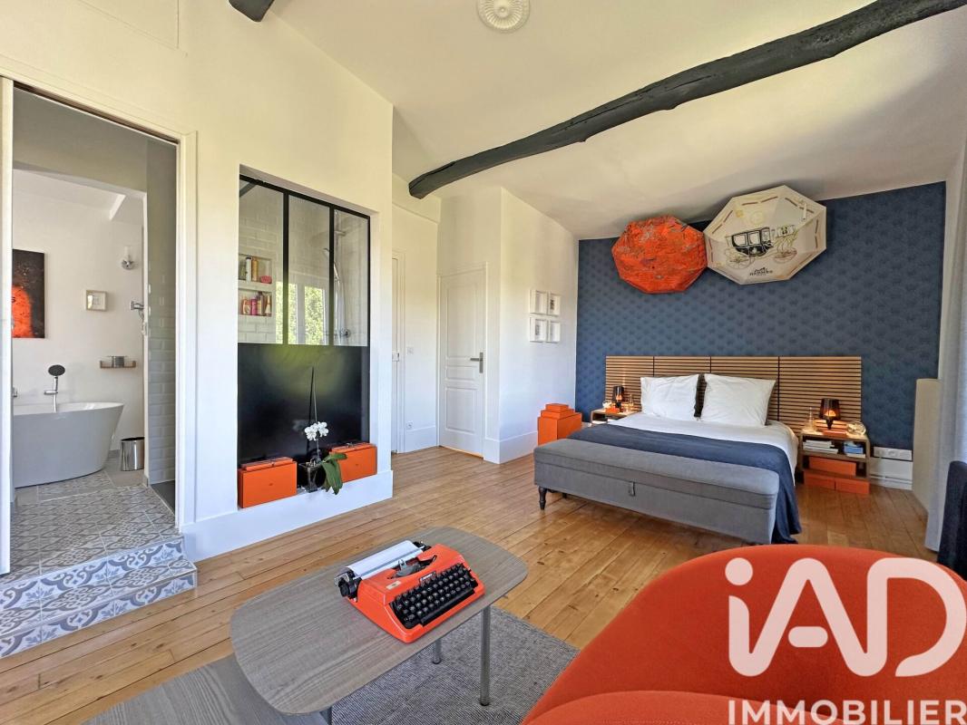 Maison 8 Pièce(s) Triel-sur-Seine