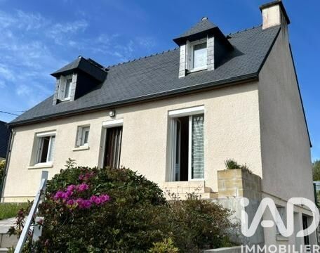 Maison 5 Pièce(s) Châteauneuf-du-Faou