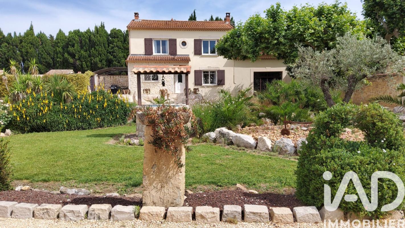 Maison traditionnelle 6 Pièce(s) Eyragues