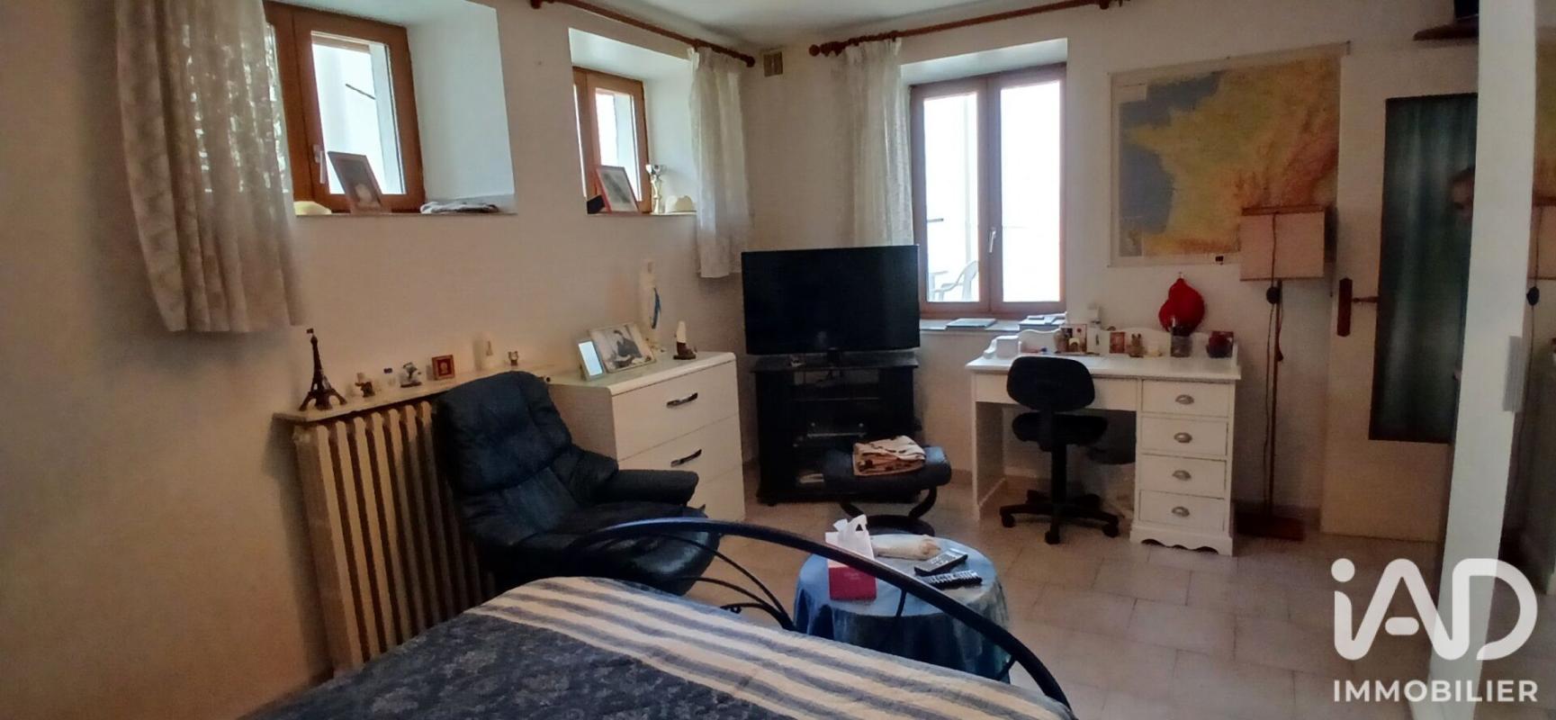 Maison 5 Pièce(s) Saint-Pons-de-Thomières - Photo 4