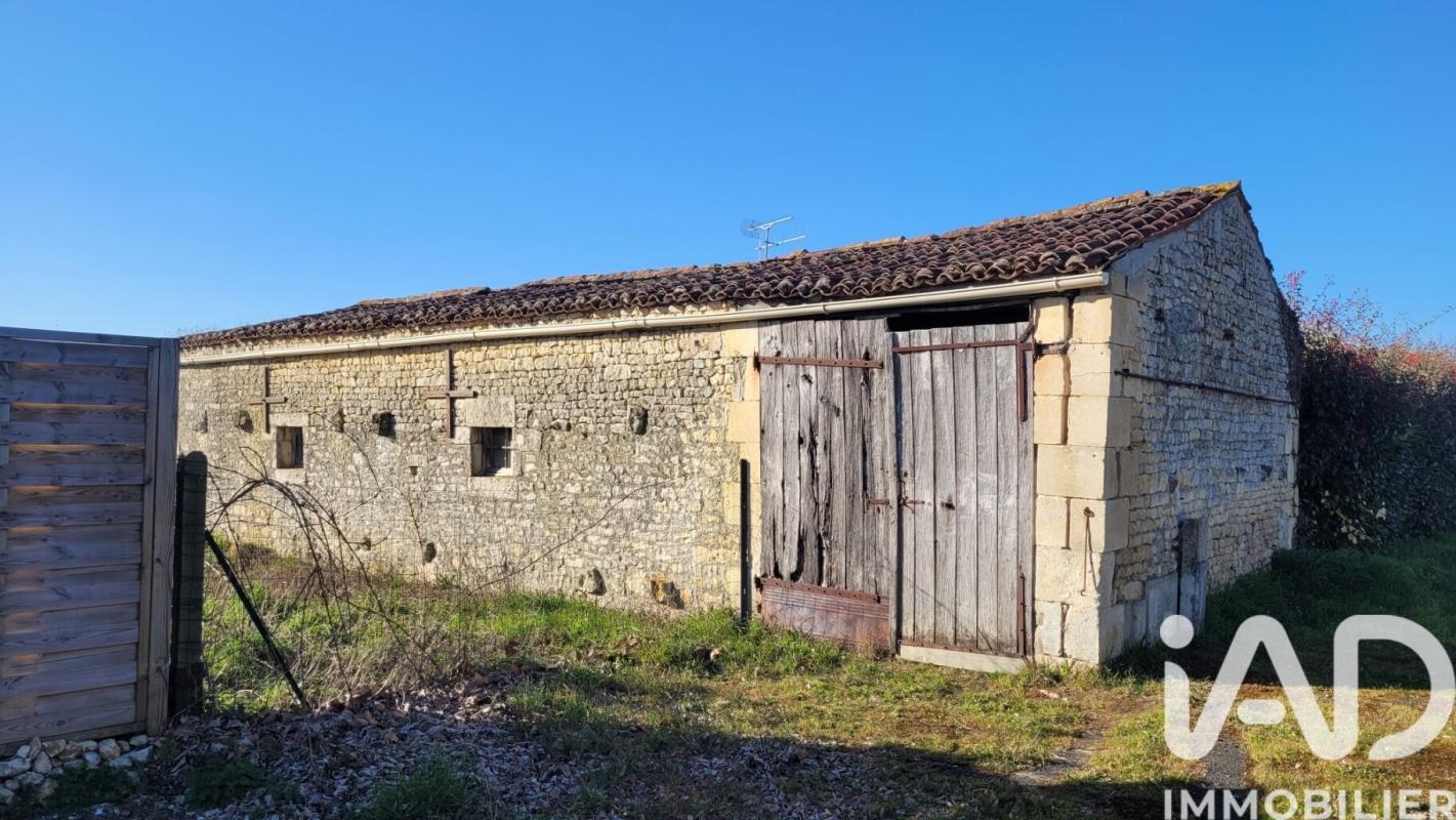 Ferme 1 Pièce(s) Doix lès Fontaines