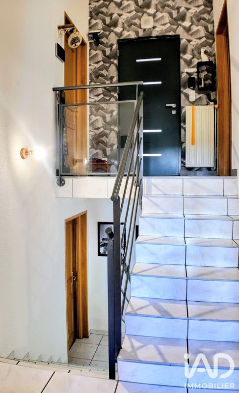 Maison 5 Pièce(s) Saint-Genest-Lerpt - Photo 10
