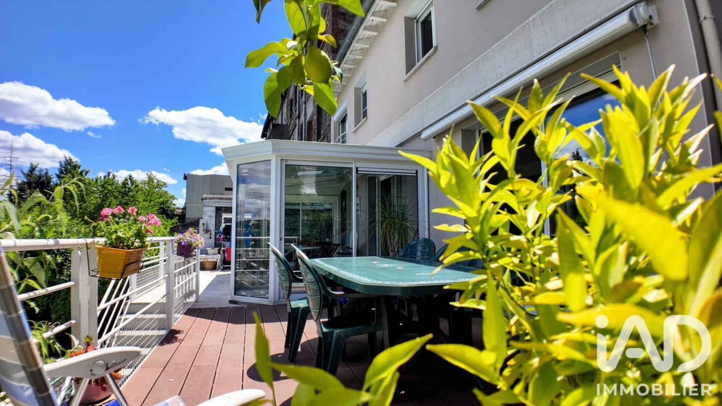 Maison 5 Pièce(s) Saint-Genest-Lerpt - Photo 3