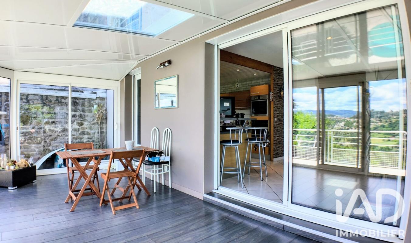 Maison 5 Pièce(s) Saint-Genest-Lerpt - Photo 4
