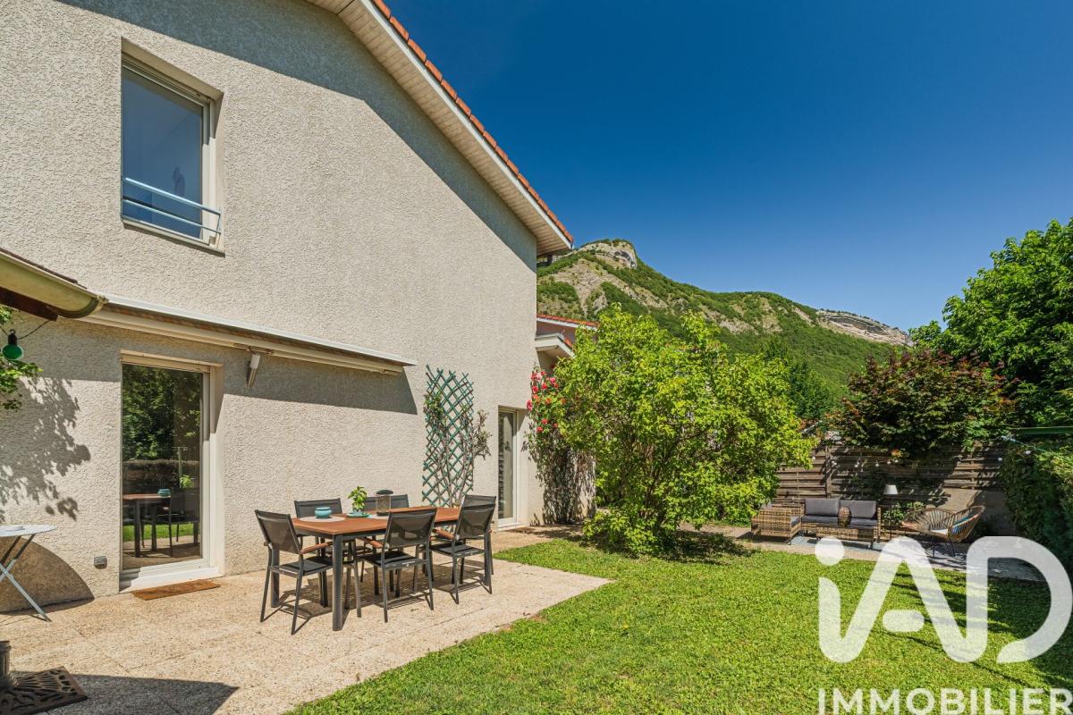Maison 5 Pièce(s) Vif