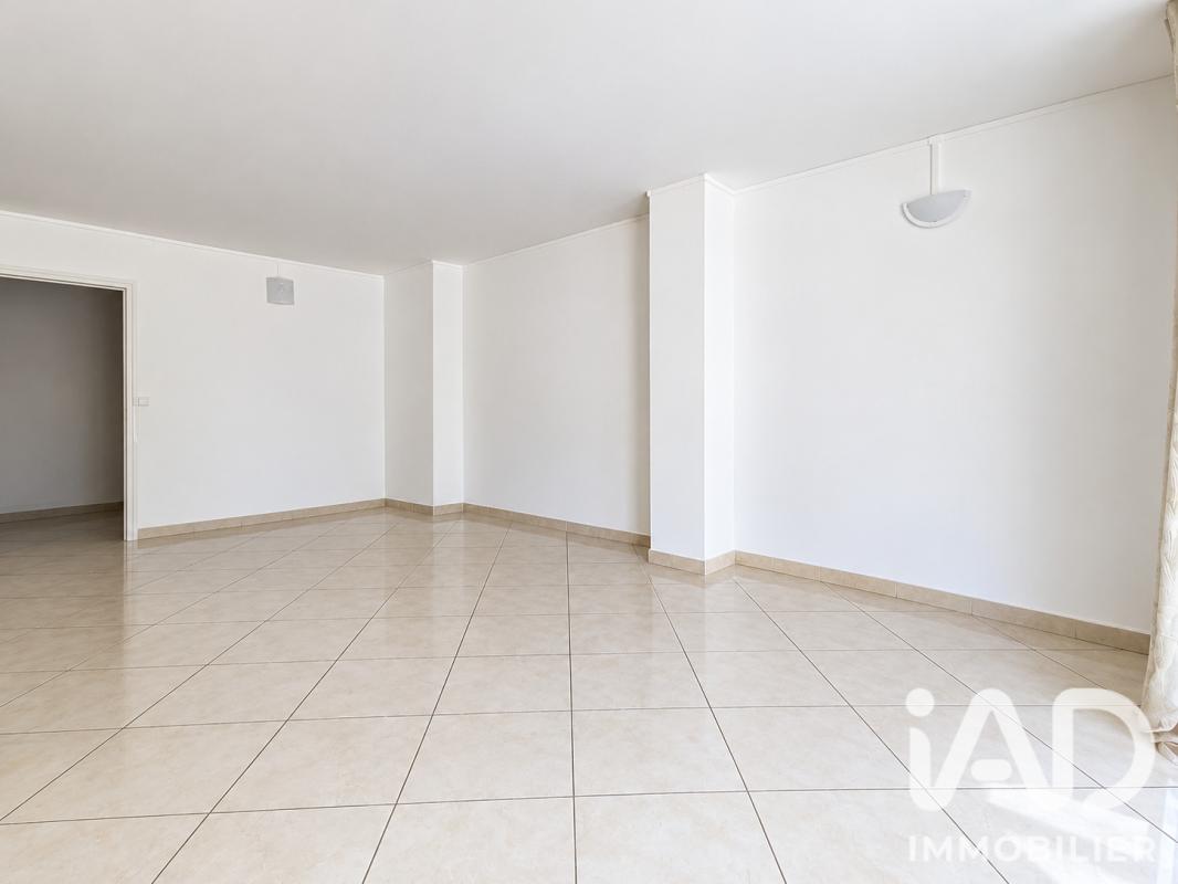 Appartement 3 Pièce(s) Évry-Courcouronnes - Photo 2