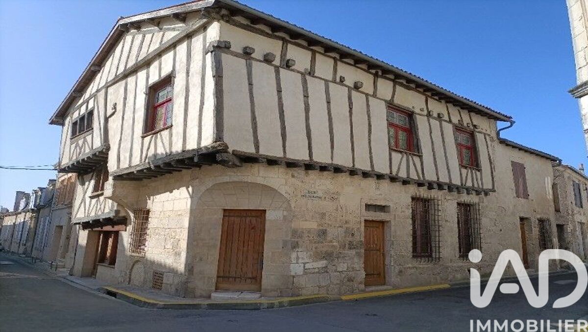 Maison de ville 10 Pièce(s) Saint-Jean-d'Angély