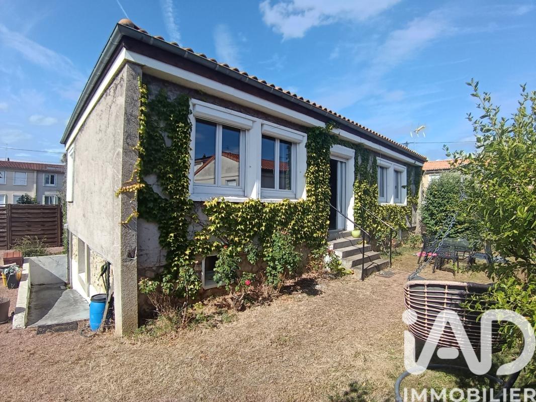 Maison 4 Pièce(s) Thouars