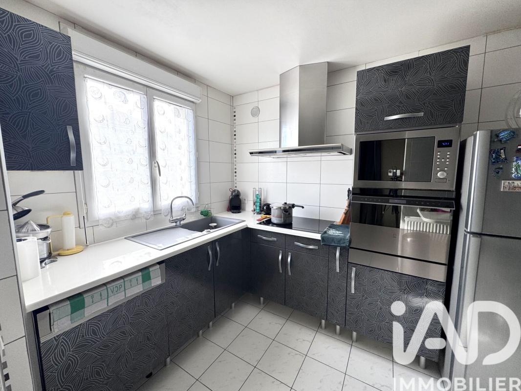 Maison 5 Pièce(s) Saint-Martin-du-Tertre - Photo 7