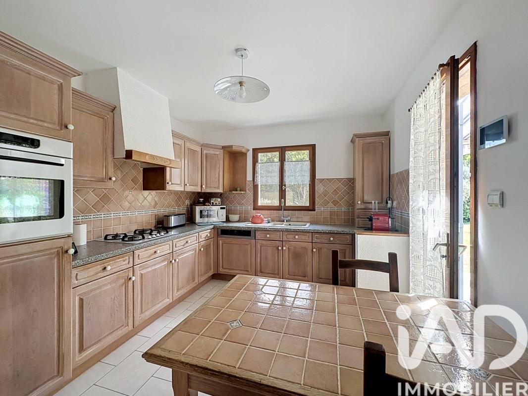 Maison 5 Pièce(s) Châteauneuf-de-Gadagne - Photo 6