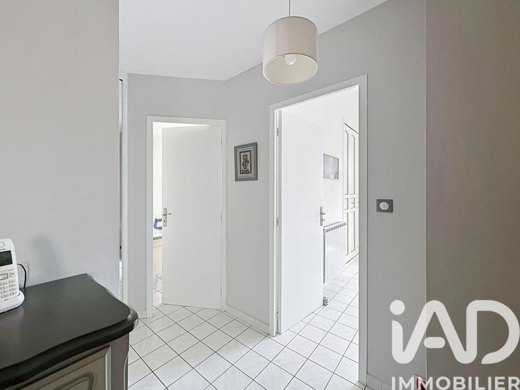 Maison 5 Pièce(s) Châteauneuf-de-Gadagne - Photo 10