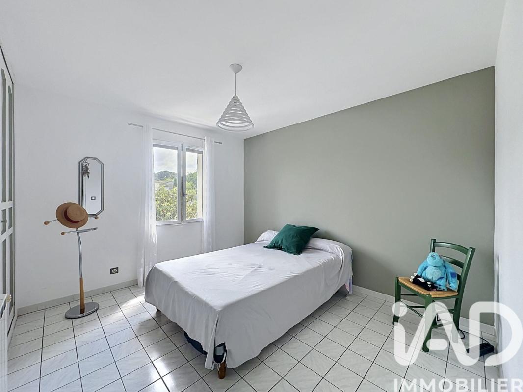 Maison 5 Pièce(s) Châteauneuf-de-Gadagne - Photo 11