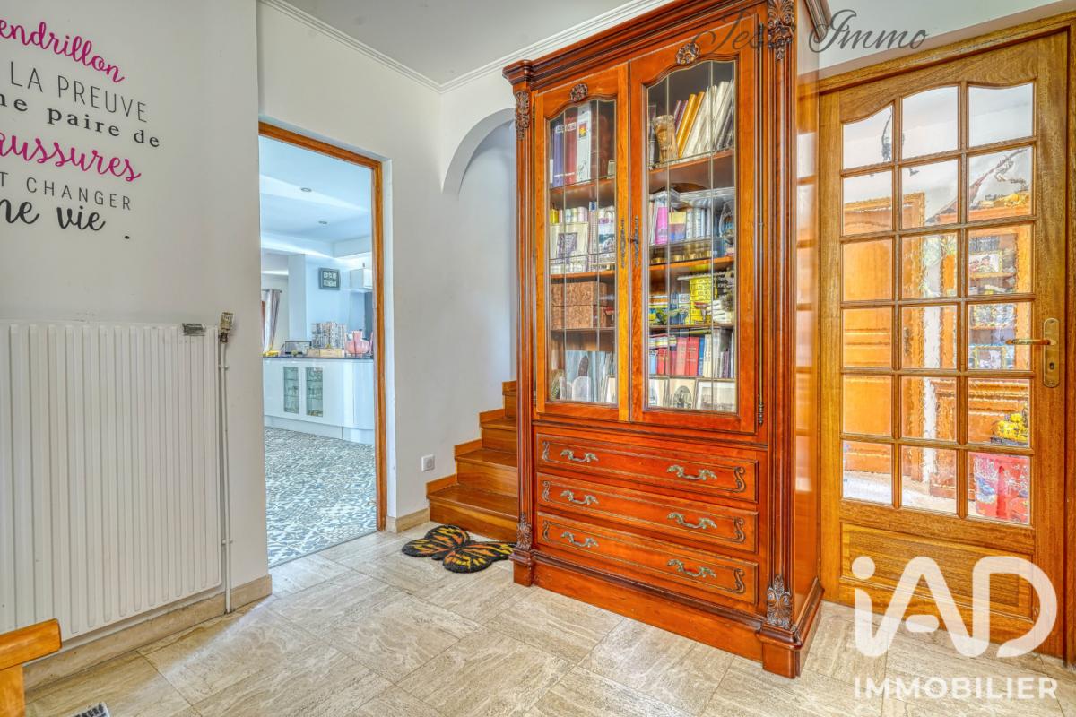 Maison 9 Pièce(s) La Ville-du-Bois - Photo 2