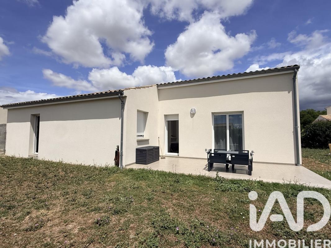 Maison 4 Pièce(s) Benon