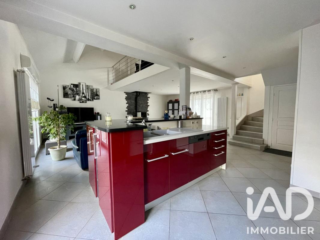 Maison 6 Pièce(s) Viry-Châtillon