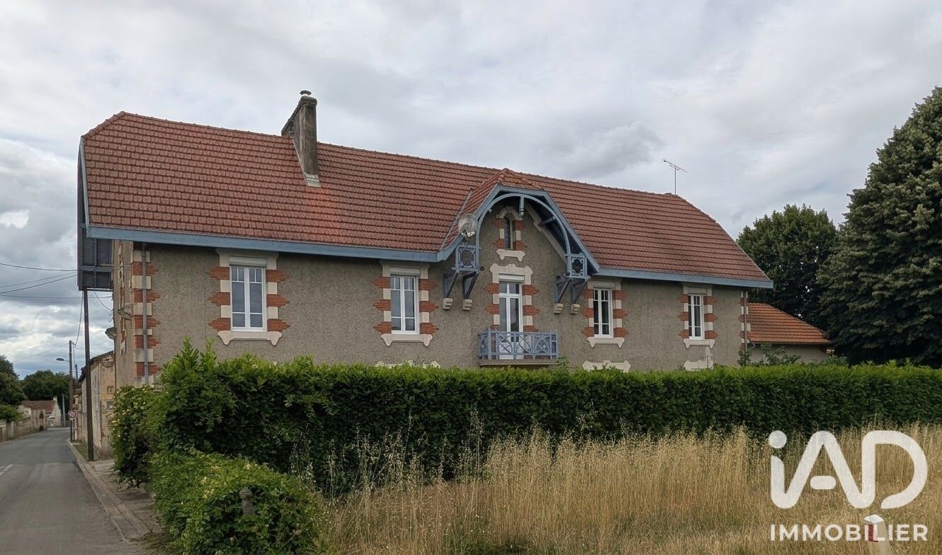 Maison de village 9 Pièce(s) Mosnac