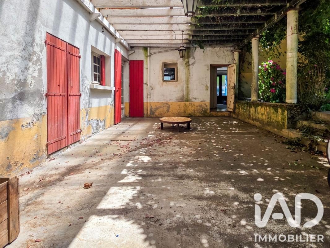 Maison 8 Pièce(s) Saint Geniez d'Olt et d'Aubrac - Photo 6