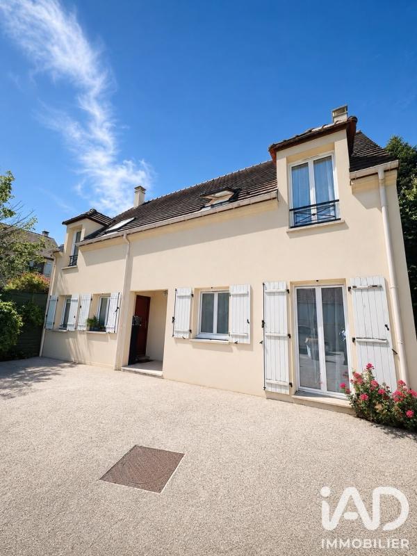 Maison 8 Pièce(s) Nanteuil-lès-Meaux