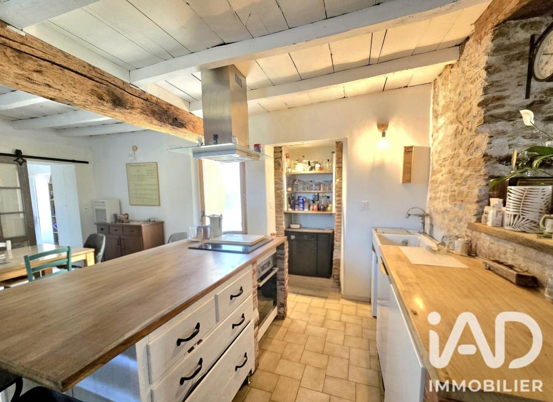 Maison en pierre 4 Pièce(s) La Merlatière