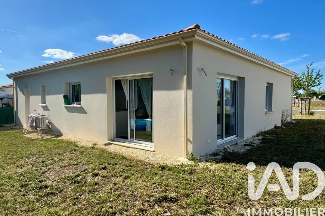 Maison 5 Pièce(s) Fouquebrune
