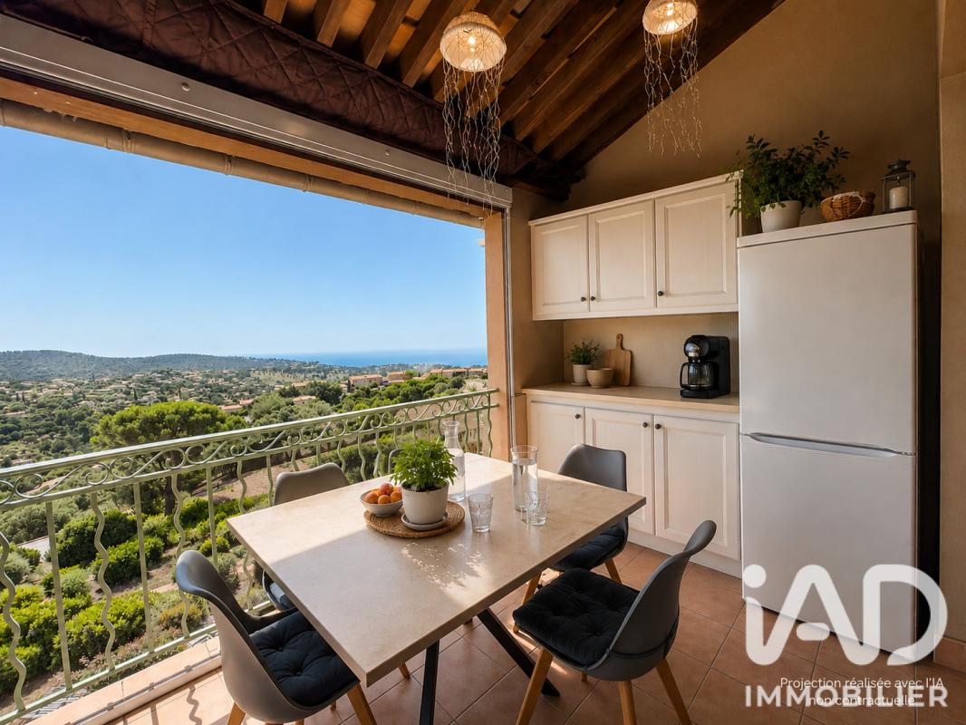 Appartement 3 Pièce(s) Roquebrune-sur-Argens