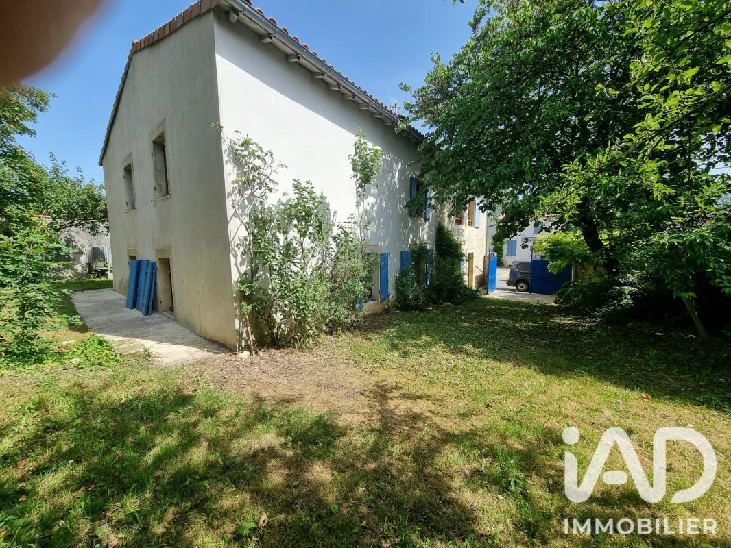 Maison 12 Pièce(s) Marcillac-Lanville - Photo 13
