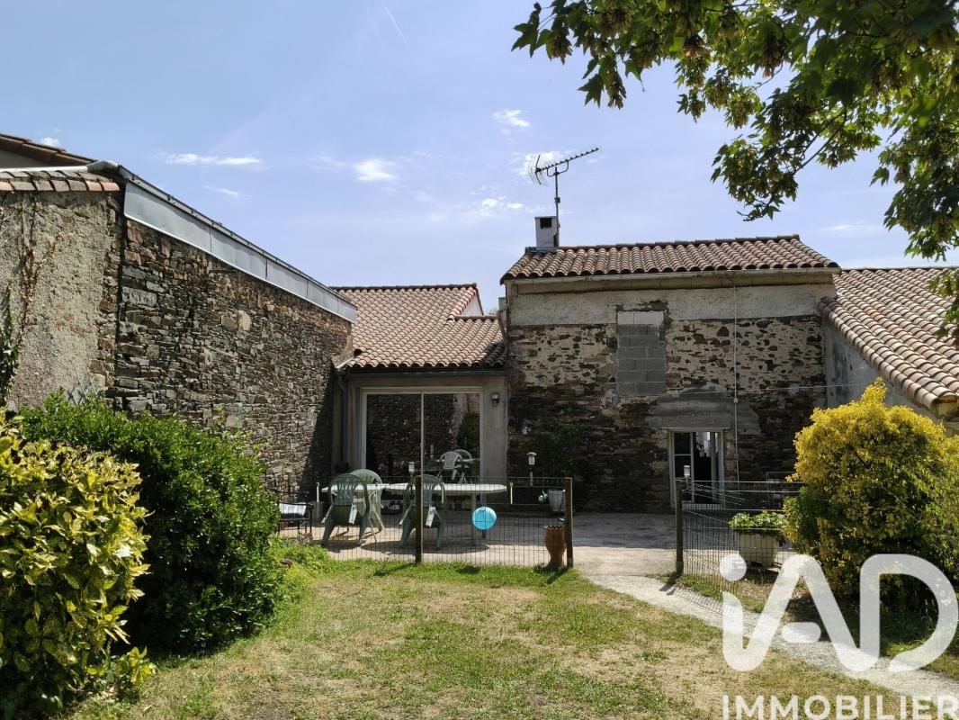 Maison 5 Pièce(s) Montaigu-Vendée - Photo 2