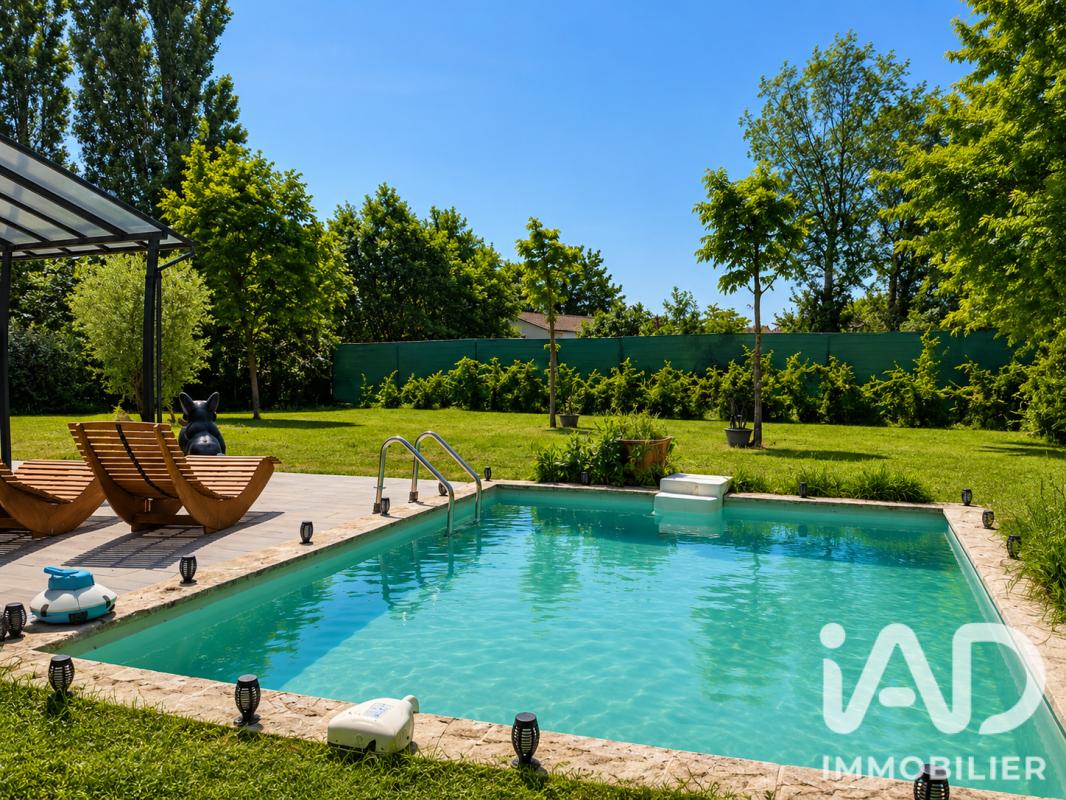 Villa 4 Pièce(s) Saint-Saturnin-lès-Avignon