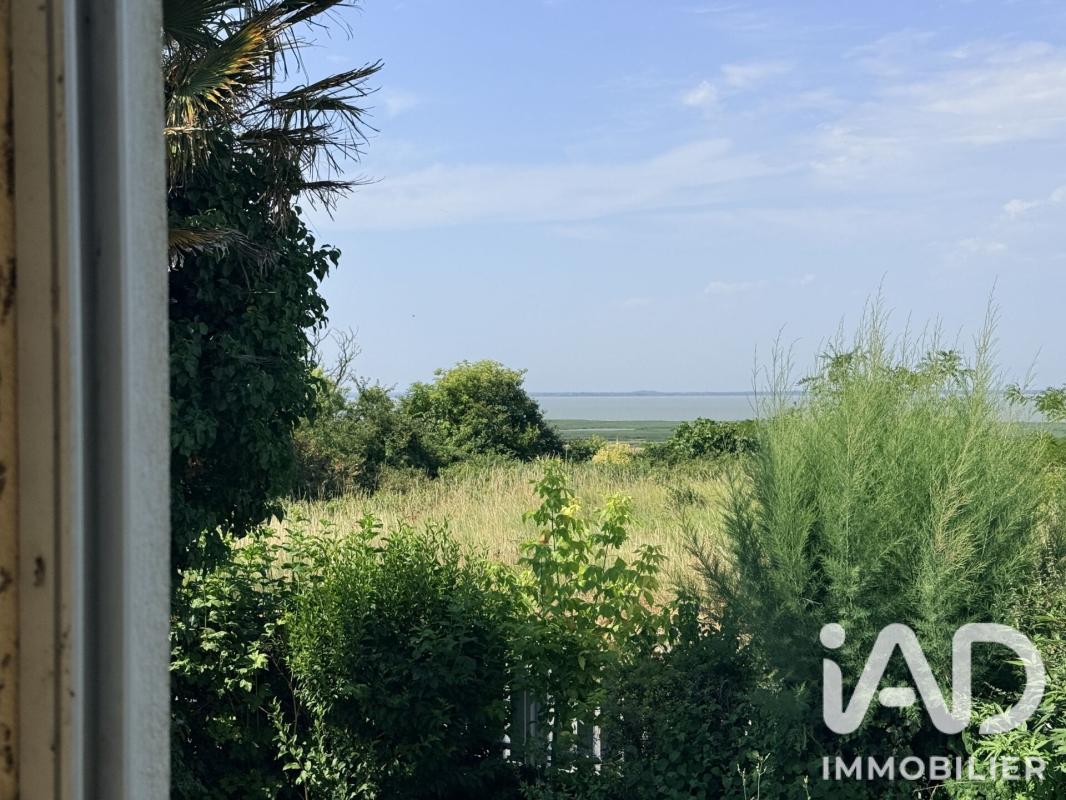 Maison 7 Pièce(s) Mortagne-sur-Gironde