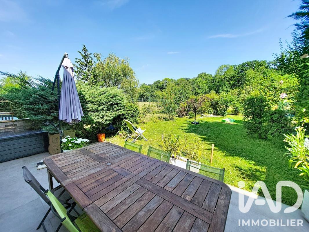 Maison 8 Pièce(s) Magny-les-Hameaux