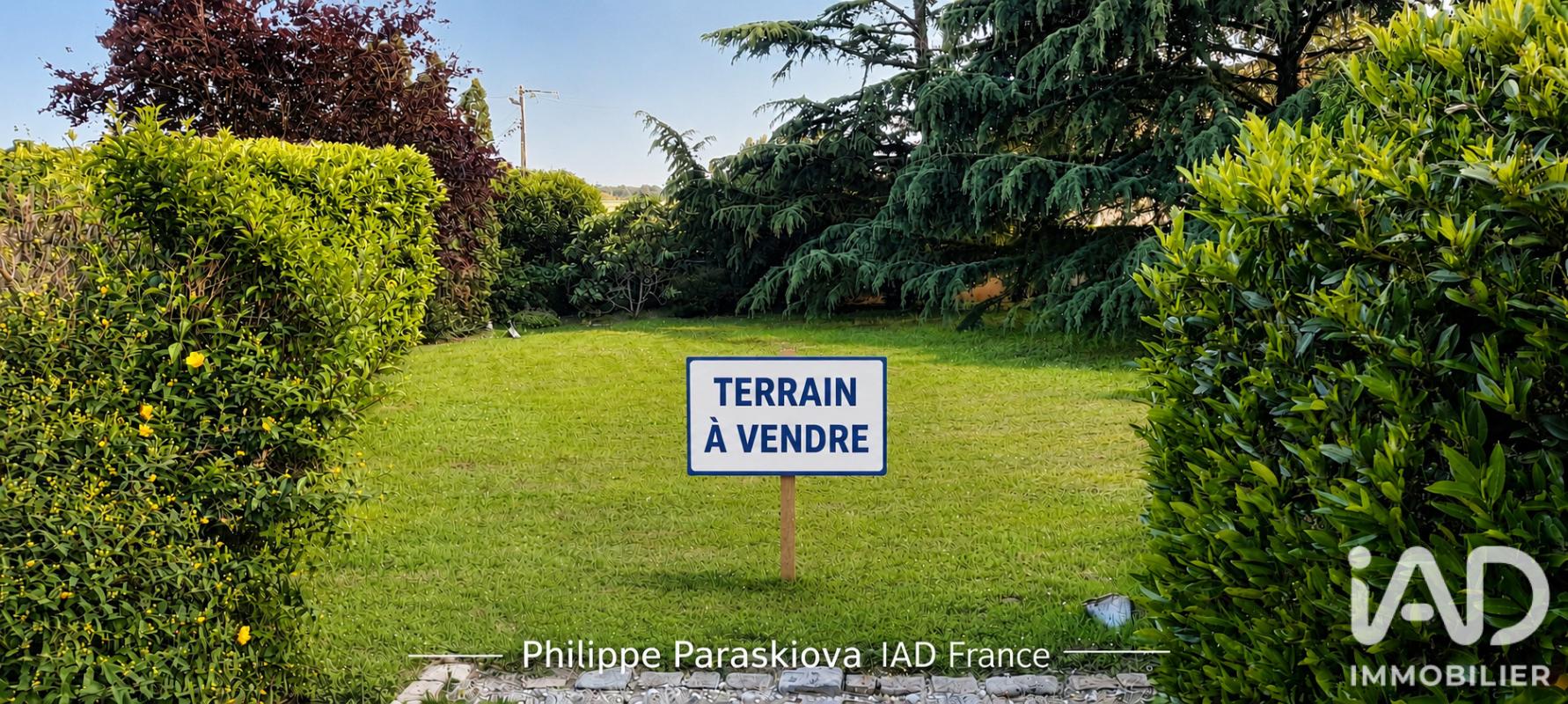 Terrain  Montluel