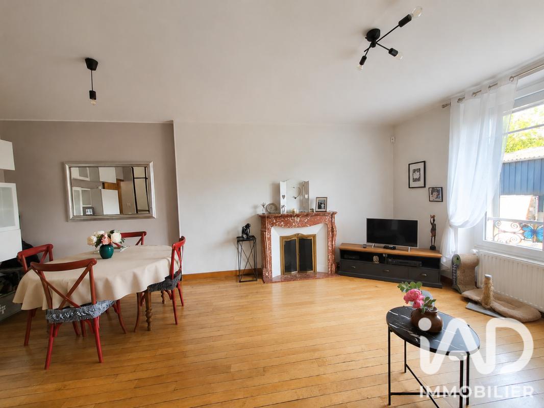 Maison 4 Pièce(s) Bogny-sur-Meuse