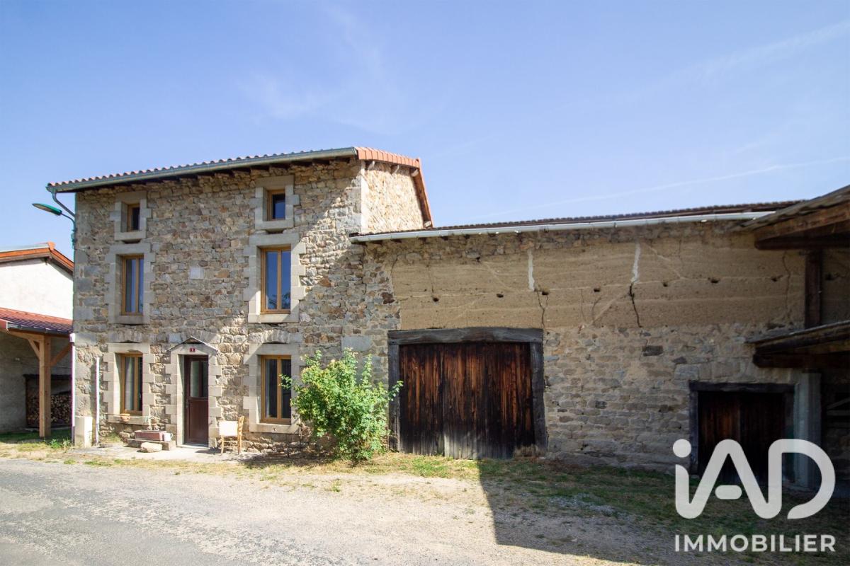 Maison 4 Pièce(s) Vertolaye
