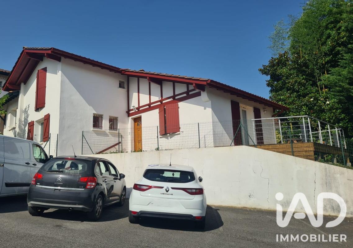Maison 4 Pièce(s) Urcuit