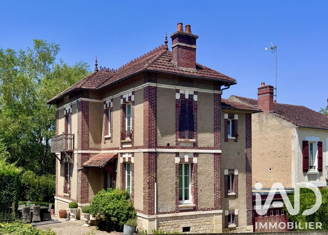 Maison traditionnelle 5 Pièce(s) Deux Rivières