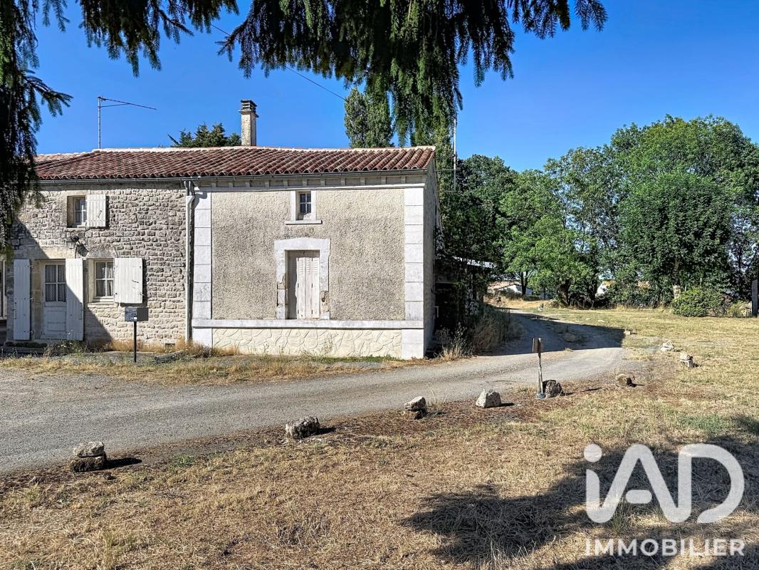 Maison 6 Pièce(s) Saint-Michel-le-Cloucq - Photo 2