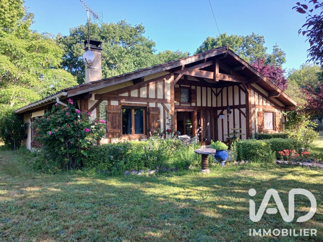 Maison 4 Pièce(s) Commensacq