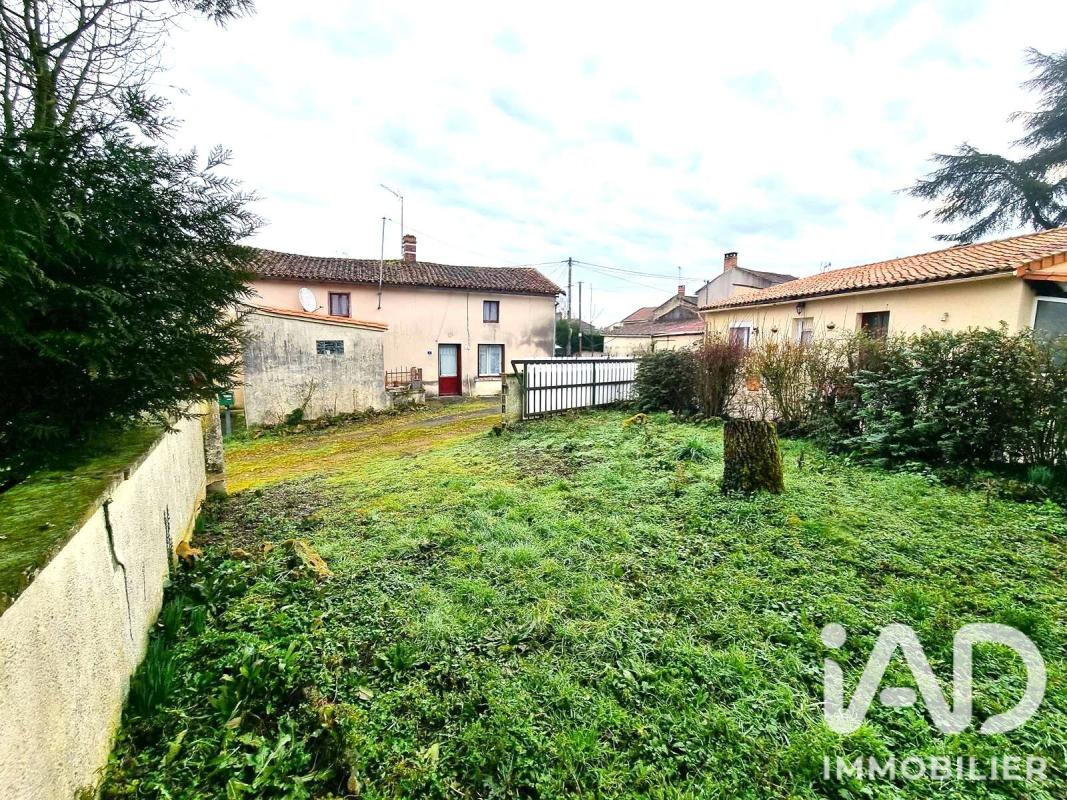 Maison 2 Pièce(s) Thénezay - Photo 2