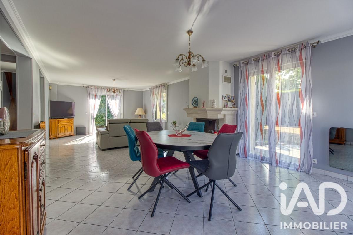 Maison traditionnelle 7 Pièce(s) Saint-Prix