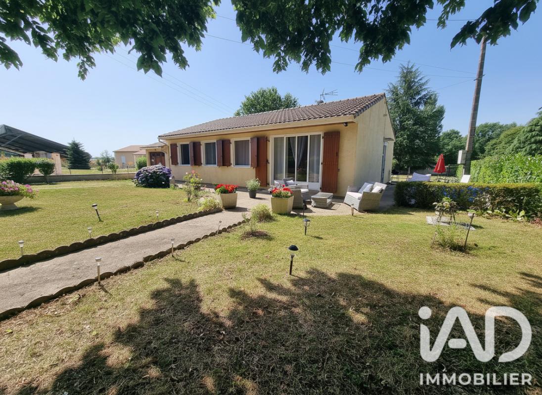 Maison 5 Pièce(s) Saint-Pierre-d'Exideuil - Photo 1